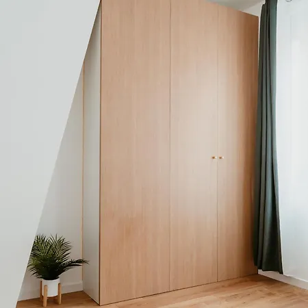 - Chez René Apartment